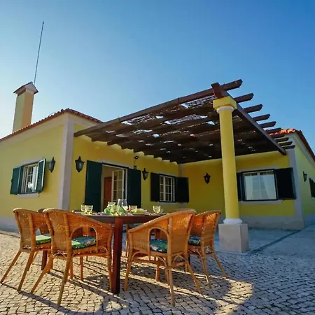 Rocha's House - * Setubal