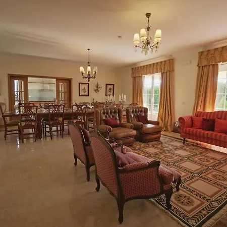 Rocha's House - Nyaraló *