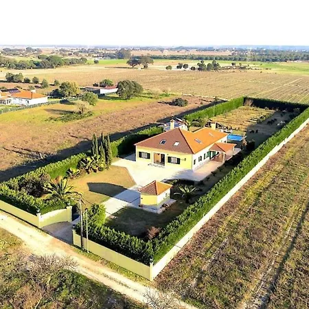 Nyaraló Rocha's House - *